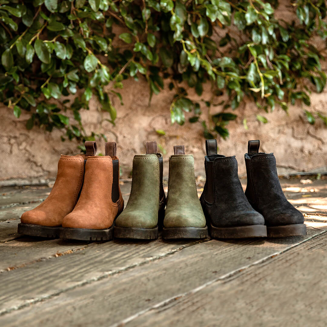 Ariat® Ladies’ Wexford Lug Waterproof Chelsea Boots - Image 8