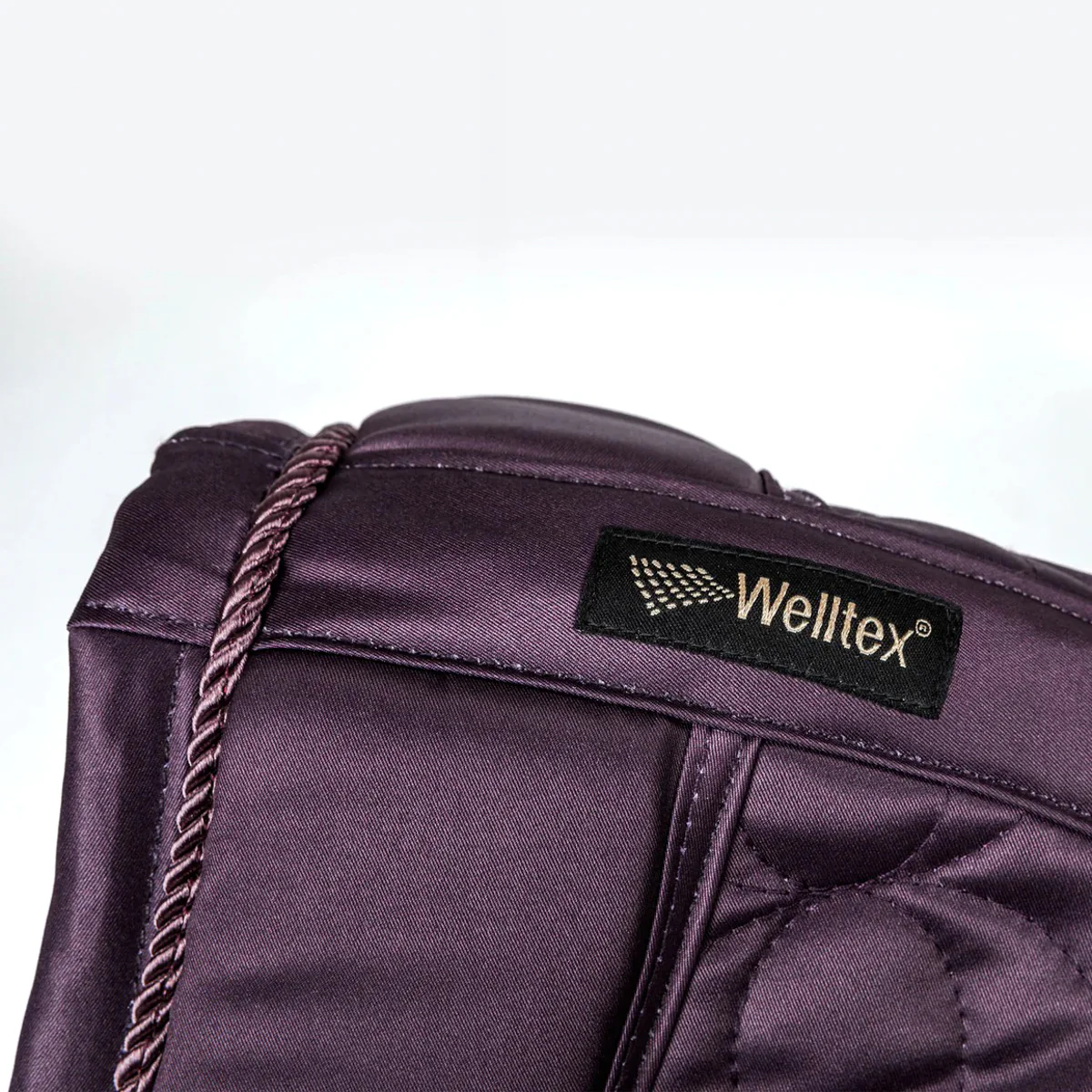 Back on Track® Deep Nights Dressage Pad - Image 2