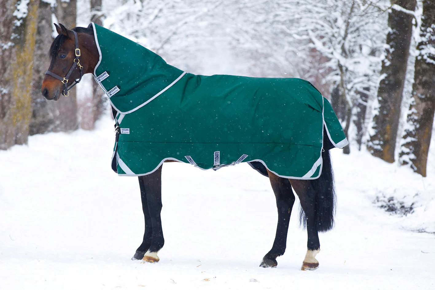 Horseware® Ireland Rambo® Original Lite with Leg Arches™ Turnout Sheet - Image 5