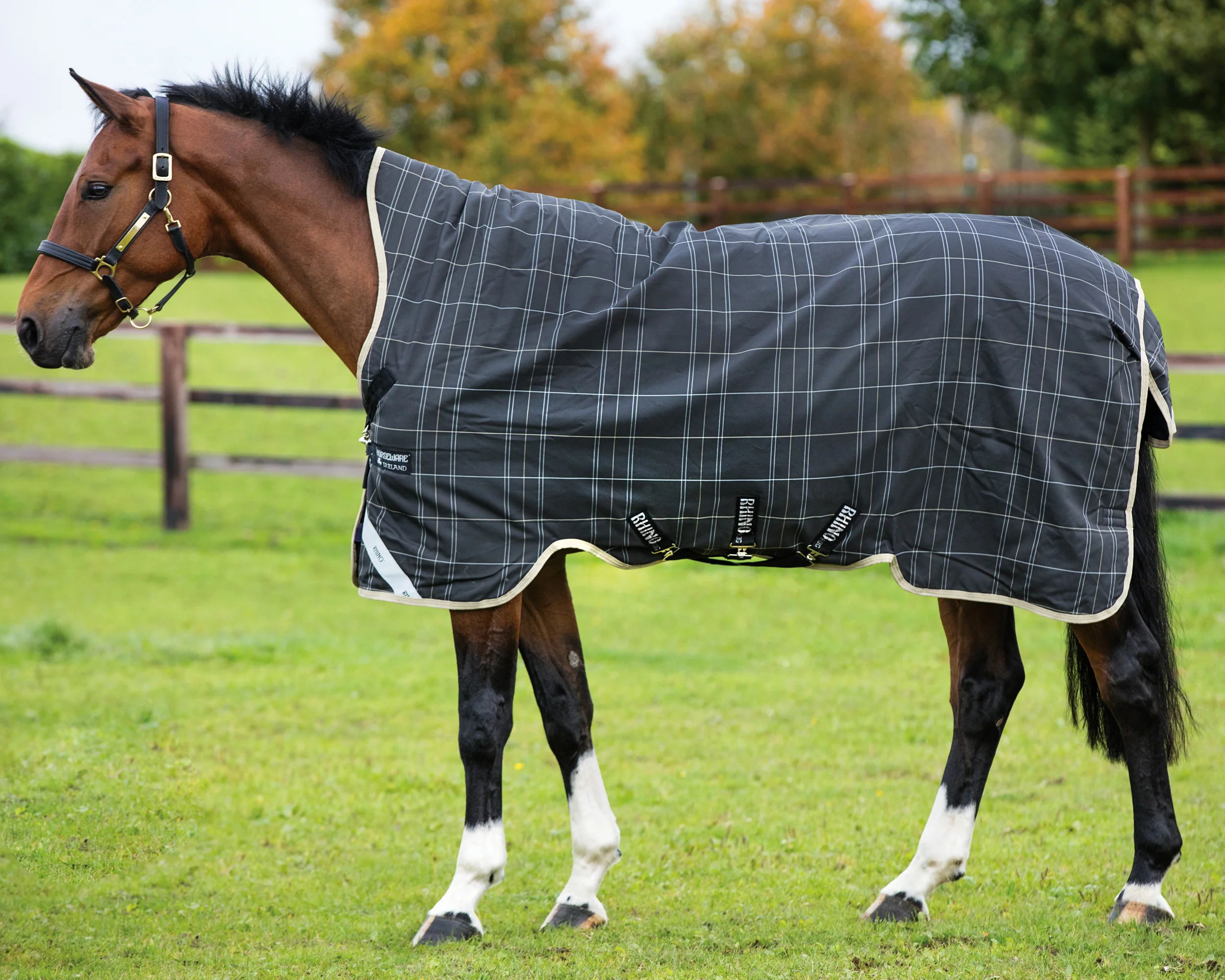 Horseware® Ireland Rhino® Medium-Weight Wug with Vari-Layer® - Image 3