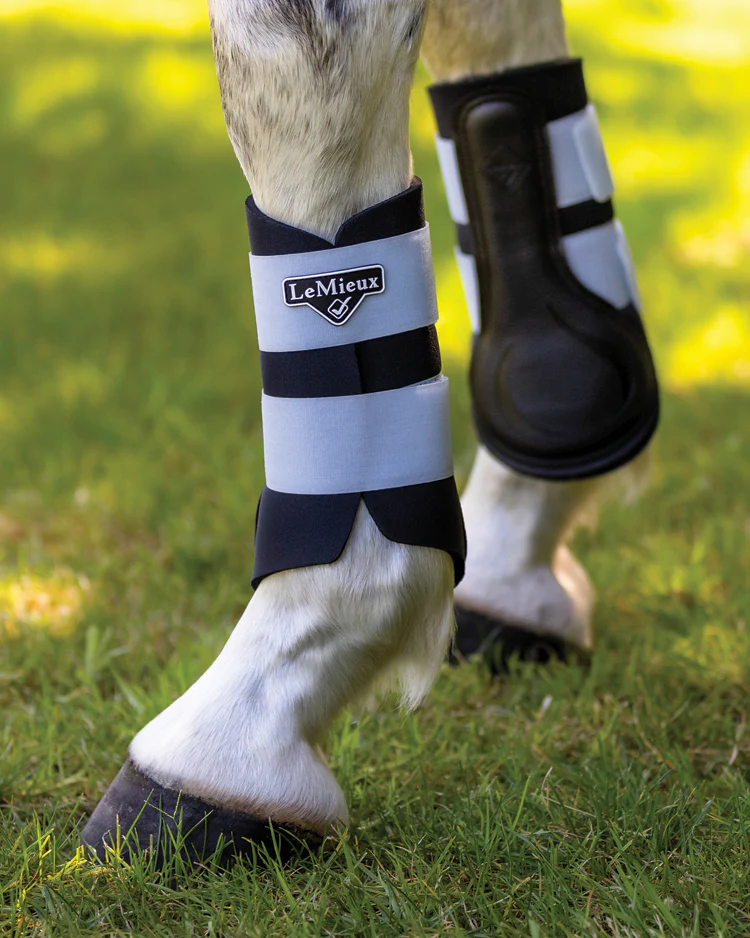 LeMieux® Grafter Brushing Boots - Image 3