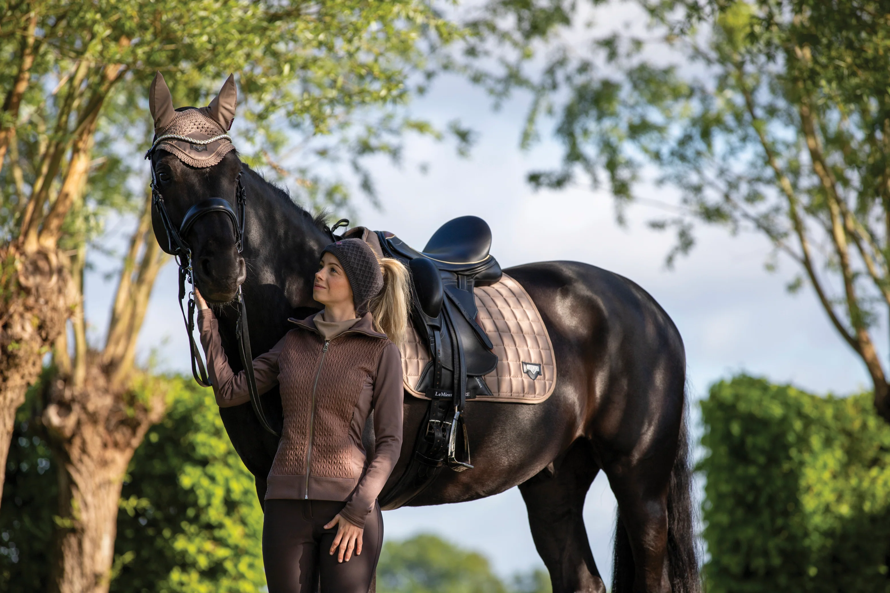 LeMieux® Loire Satin Classic Dressage Square - Image 12