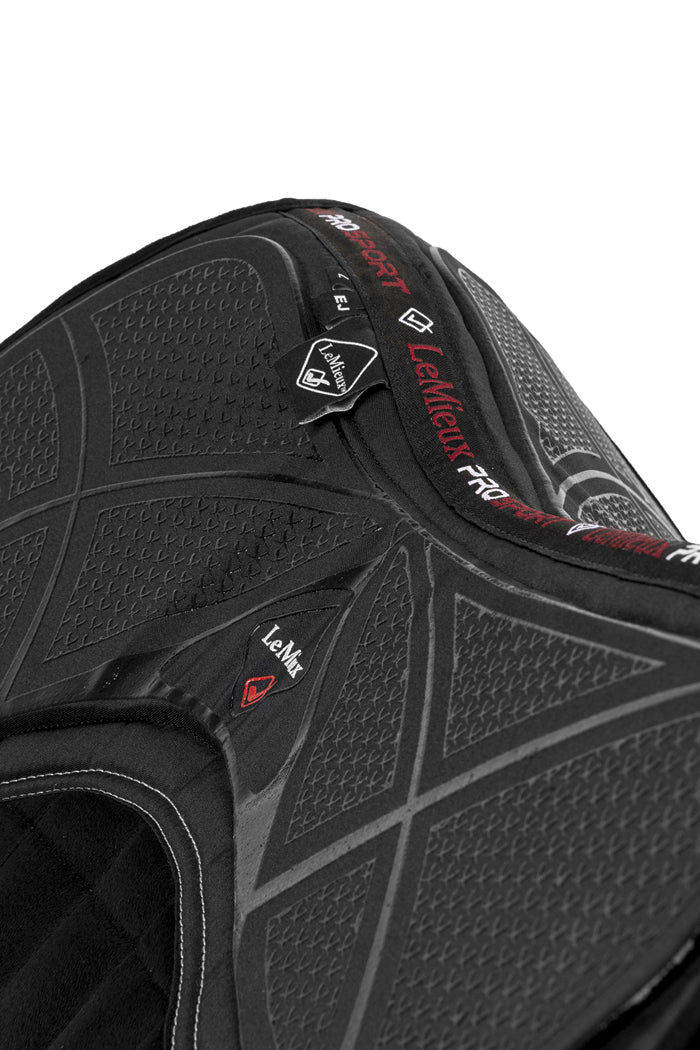 LeMieux® X-Grip EuroJump Square Pad - Image 12