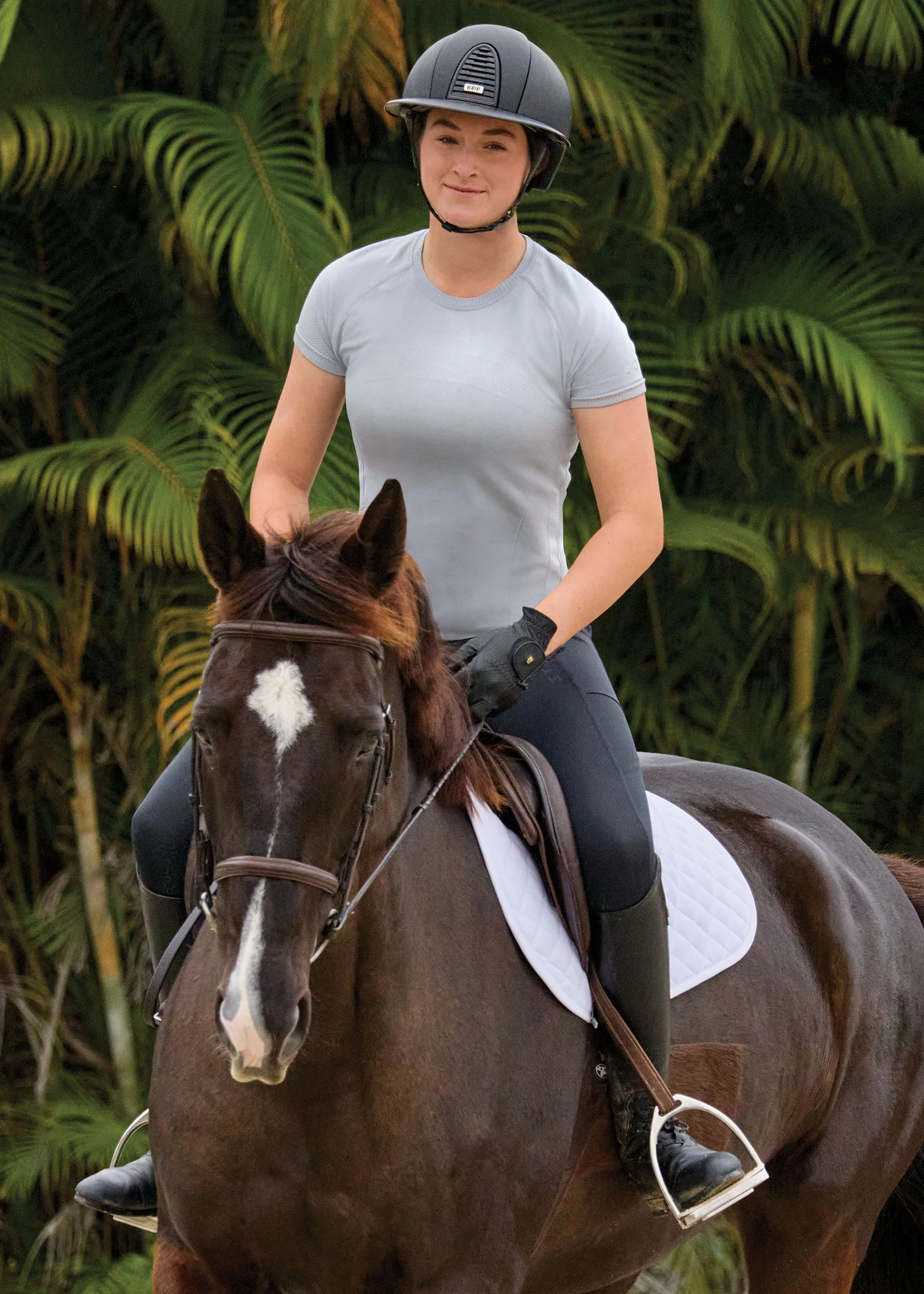 Stride™ Ladies’ Reach Seamless Short Sleeve Shirt - Image 3