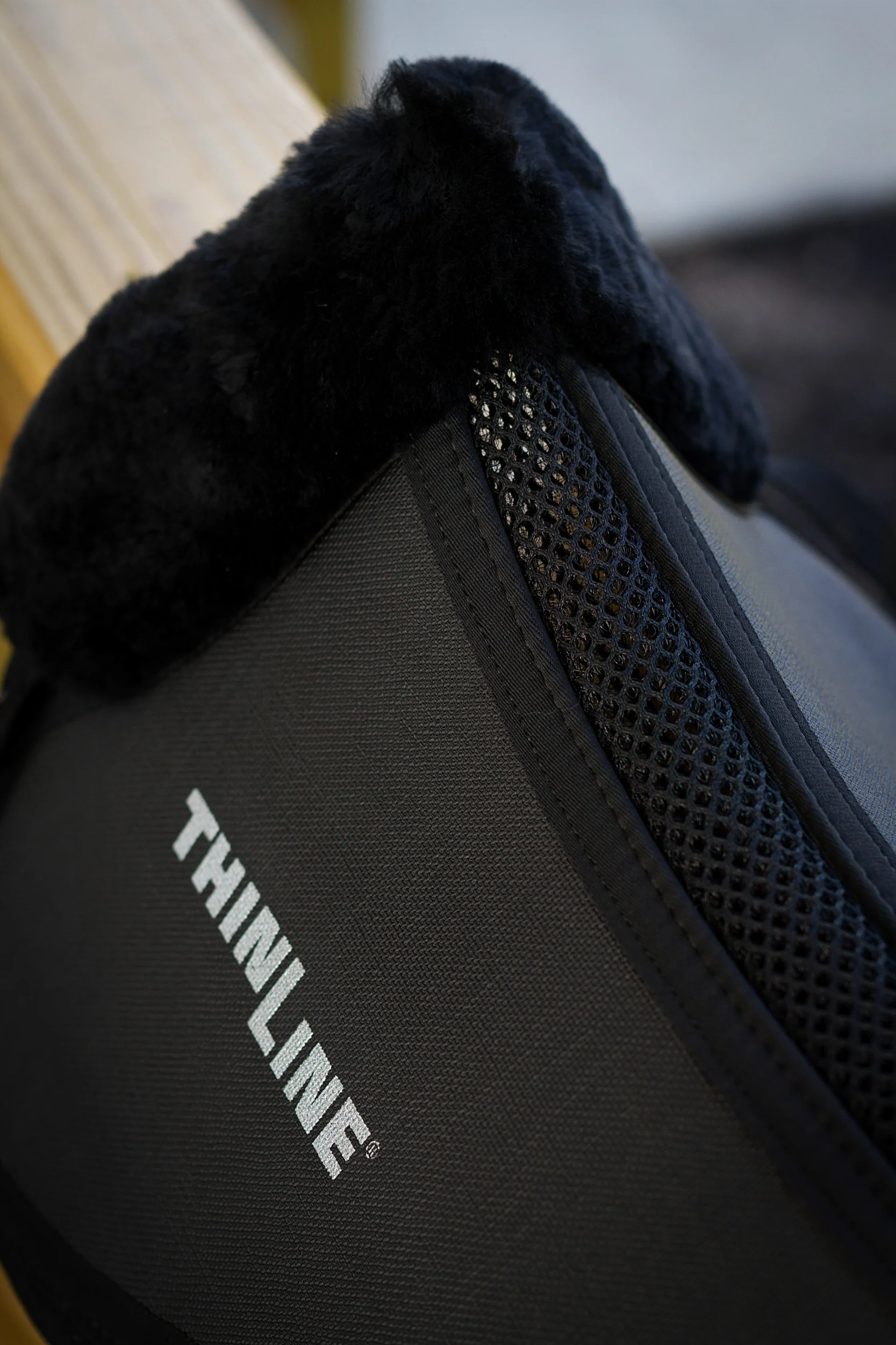 ThinLineĀ® Trifecta Cotton Half Pad with Sheepskin Rolls - Image 7