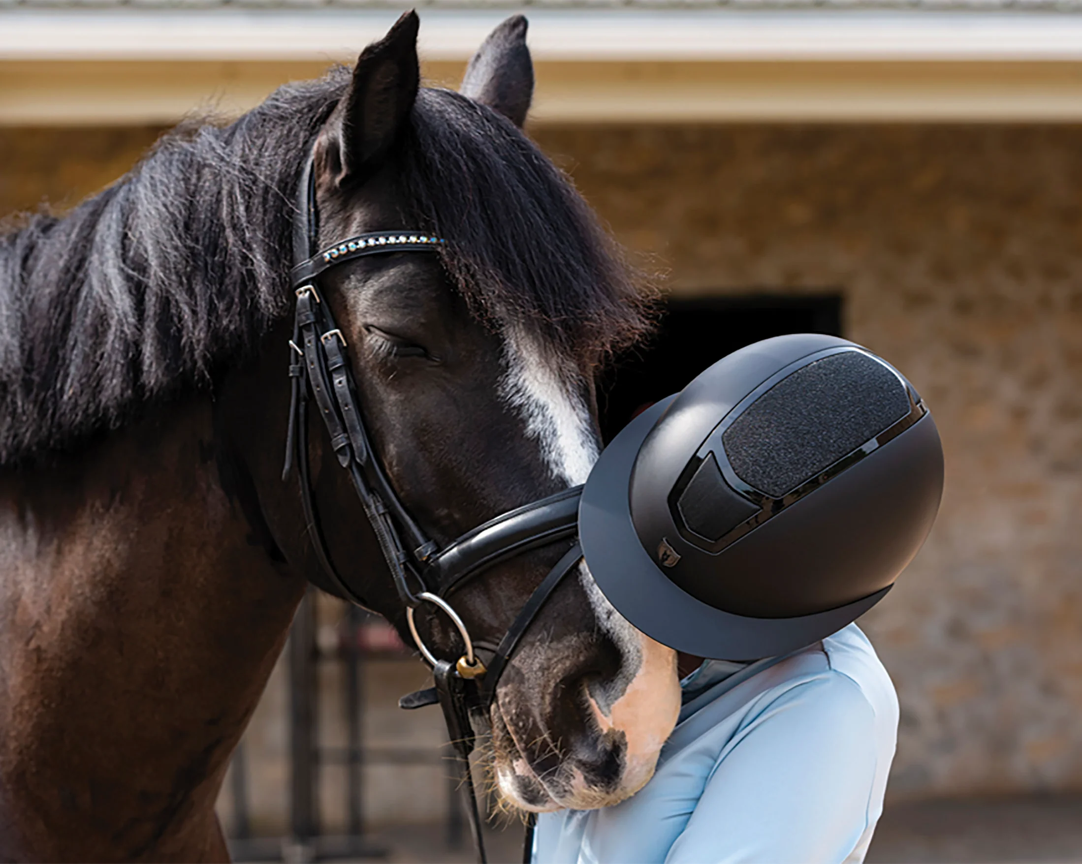 Tipperary™ Devon Wide Brim Helmet with MIPS® - Image 12